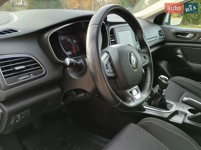 Белый Рено Меган, объемом двигателя 1.5 л и пробегом 222 тыс. км за 12600 $, фото 53 на Automoto.ua