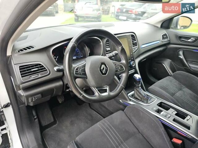 Белый Рено Меган, объемом двигателя 1.46 л и пробегом 210 тыс. км за 14750 $, фото 33 на Automoto.ua