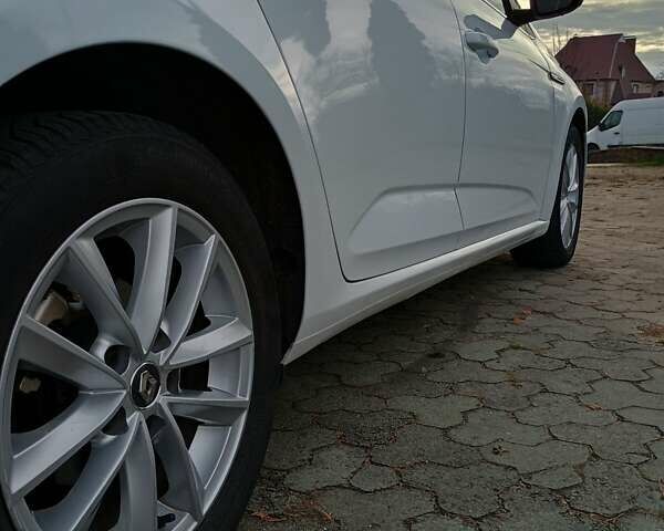 Белый Рено Меган, объемом двигателя 1.5 л и пробегом 222 тыс. км за 12600 $, фото 33 на Automoto.ua