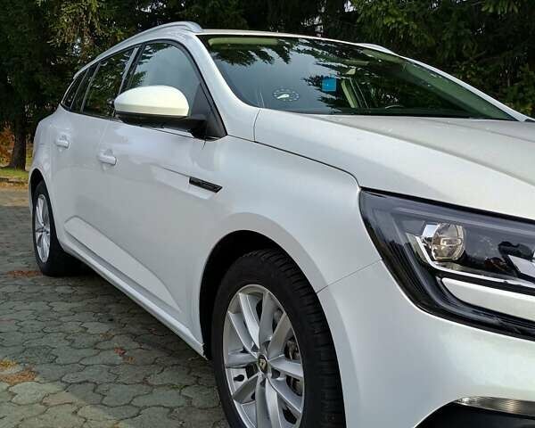 Белый Рено Меган, объемом двигателя 1.5 л и пробегом 222 тыс. км за 12600 $, фото 26 на Automoto.ua