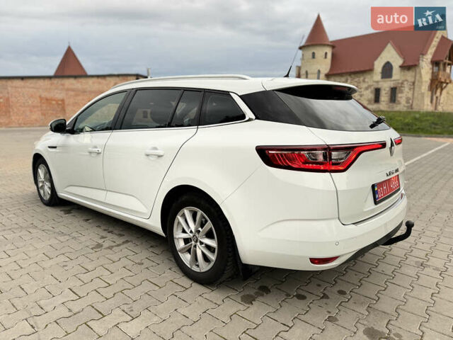 Белый Рено Меган, объемом двигателя 1.46 л и пробегом 179 тыс. км за 13800 $, фото 4 на Automoto.ua