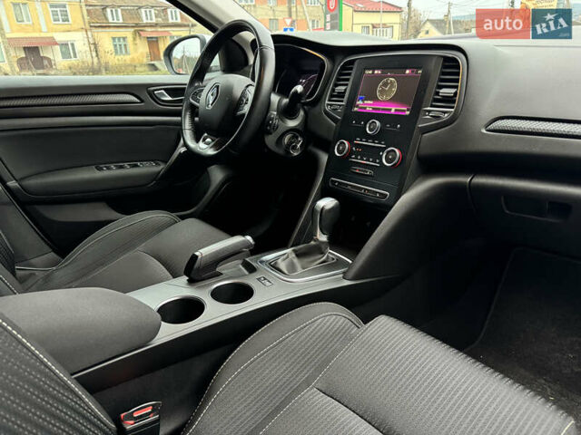 Белый Рено Меган, объемом двигателя 1.46 л и пробегом 181 тыс. км за 14200 $, фото 24 на Automoto.ua