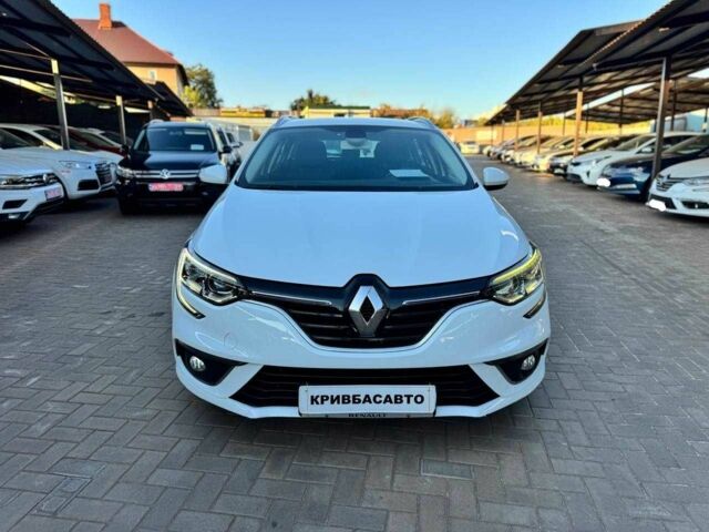 Белый Рено Меган, объемом двигателя 1.5 л и пробегом 204 тыс. км за 13900 $, фото 1 на Automoto.ua