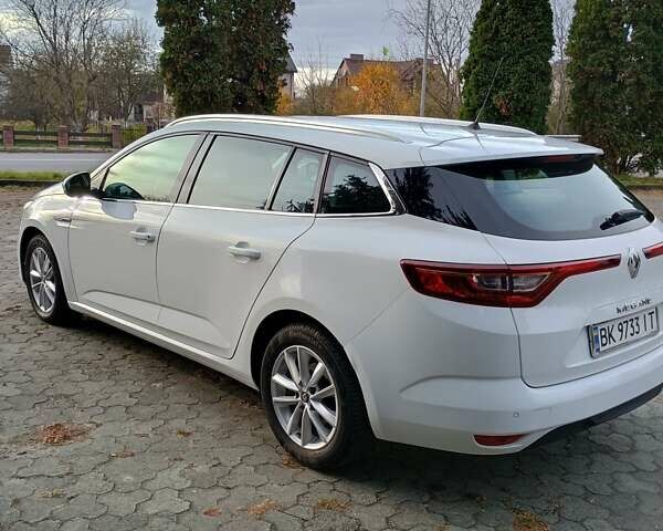 Белый Рено Меган, объемом двигателя 1.5 л и пробегом 222 тыс. км за 12600 $, фото 11 на Automoto.ua