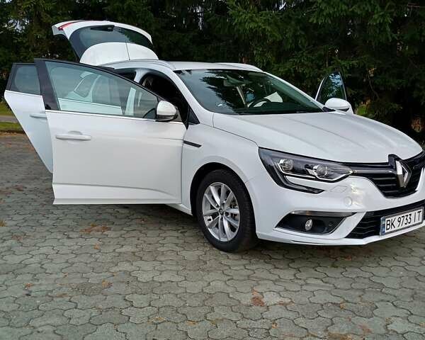 Белый Рено Меган, объемом двигателя 1.5 л и пробегом 222 тыс. км за 12600 $, фото 44 на Automoto.ua