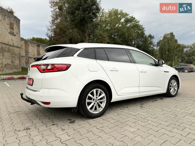 Белый Рено Меган, объемом двигателя 1.46 л и пробегом 179 тыс. км за 13800 $, фото 7 на Automoto.ua