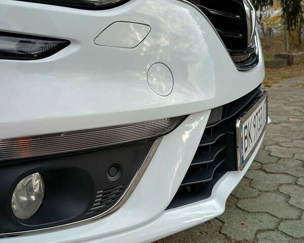 Белый Рено Меган, объемом двигателя 1.5 л и пробегом 222 тыс. км за 12600 $, фото 37 на Automoto.ua