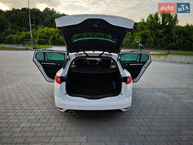 Белый Рено Меган, объемом двигателя 1.5 л и пробегом 114 тыс. км за 18600 $, фото 45 на Automoto.ua