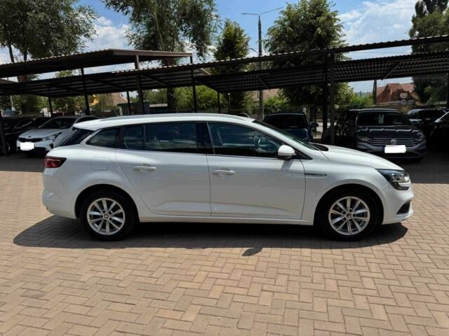 Белый Рено Меган, объемом двигателя 1.5 л и пробегом 198 тыс. км за 13700 $, фото 9 на Automoto.ua