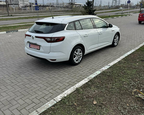 Білий Рено Меган, об'ємом двигуна 1.5 л та пробігом 115 тис. км за 16500 $, фото 10 на Automoto.ua