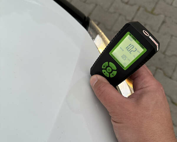 Белый Рено Меган, объемом двигателя 1.46 л и пробегом 179 тыс. км за 13800 $, фото 27 на Automoto.ua