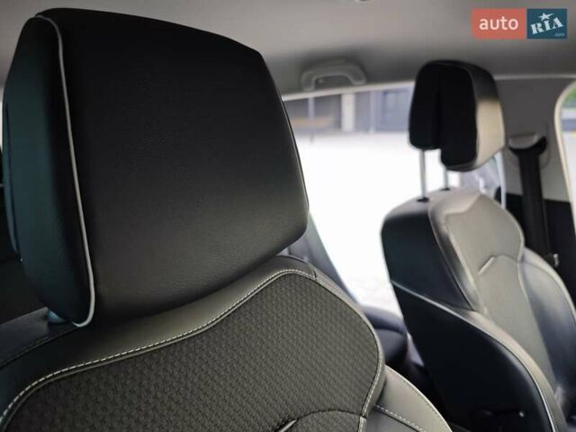 Белый Рено Меган, объемом двигателя 1.5 л и пробегом 114 тыс. км за 18600 $, фото 66 на Automoto.ua