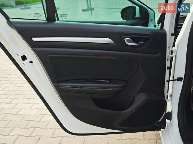 Белый Рено Меган, объемом двигателя 1.5 л и пробегом 114 тыс. км за 18600 $, фото 36 на Automoto.ua