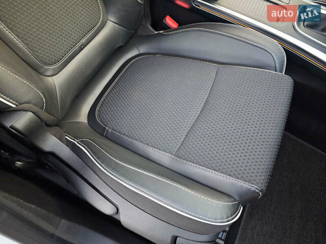 Белый Рено Меган, объемом двигателя 1.5 л и пробегом 114 тыс. км за 18600 $, фото 64 на Automoto.ua