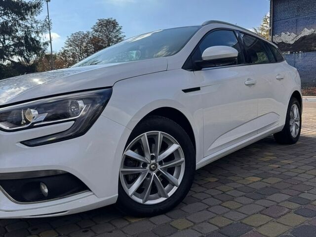 Белый Рено Меган, объемом двигателя 1.46 л и пробегом 199 тыс. км за 11900 $, фото 4 на Automoto.ua