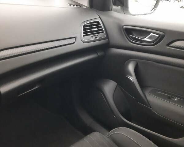 Белый Рено Меган, объемом двигателя 1.33 л и пробегом 207 тыс. км за 12300 $, фото 27 на Automoto.ua