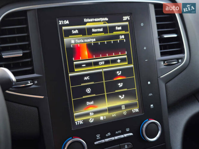 Белый Рено Меган, объемом двигателя 1.5 л и пробегом 114 тыс. км за 18600 $, фото 91 на Automoto.ua