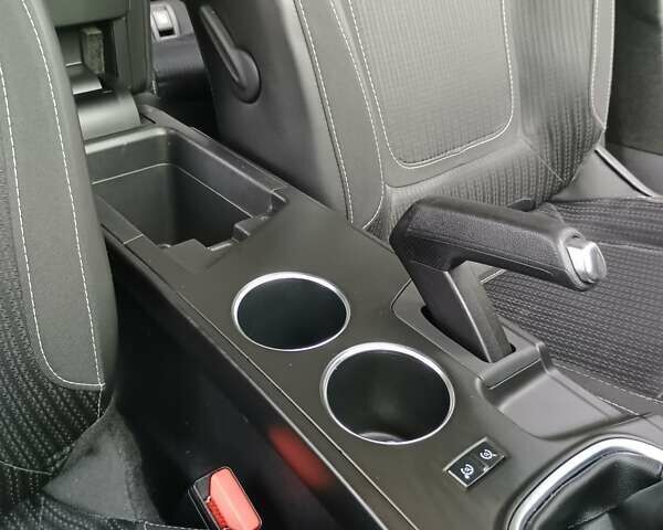 Белый Рено Меган, объемом двигателя 1.5 л и пробегом 222 тыс. км за 12600 $, фото 67 на Automoto.ua