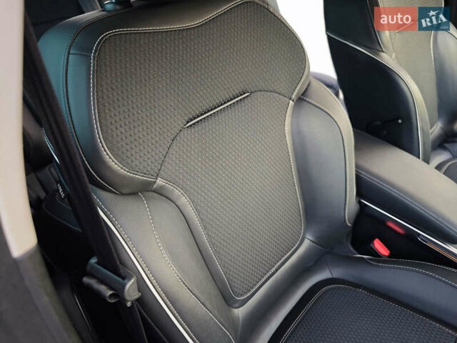 Белый Рено Меган, объемом двигателя 1.5 л и пробегом 114 тыс. км за 18600 $, фото 65 на Automoto.ua