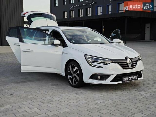 Белый Рено Меган, объемом двигателя 1.5 л и пробегом 114 тыс. км за 18600 $, фото 77 на Automoto.ua