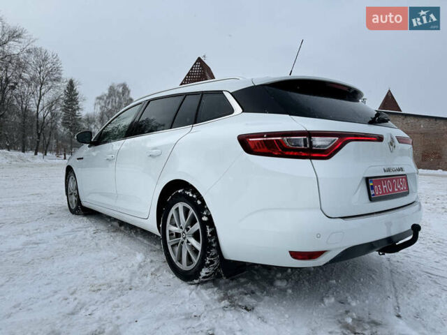 Белый Рено Меган, объемом двигателя 1.46 л и пробегом 182 тыс. км за 13999 $, фото 5 на Automoto.ua