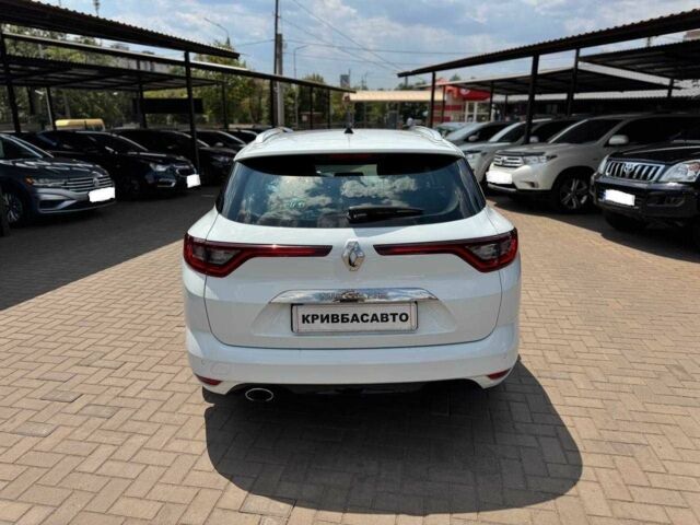 Белый Рено Меган, объемом двигателя 1.5 л и пробегом 198 тыс. км за 13700 $, фото 6 на Automoto.ua