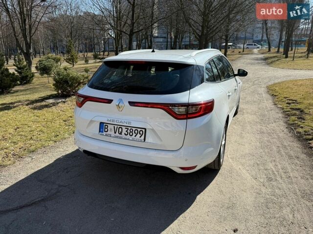 Белый Рено Меган, объемом двигателя 1.46 л и пробегом 183 тыс. км за 13400 $, фото 10 на Automoto.ua