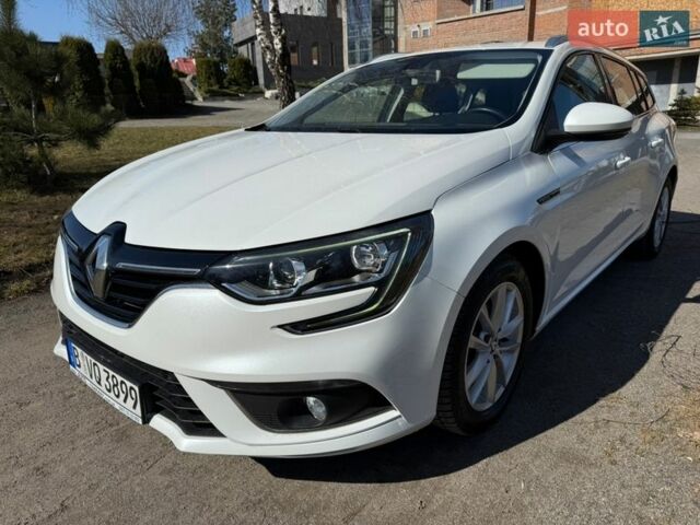 Белый Рено Меган, объемом двигателя 1.46 л и пробегом 181 тыс. км за 13500 $, фото 3 на Automoto.ua