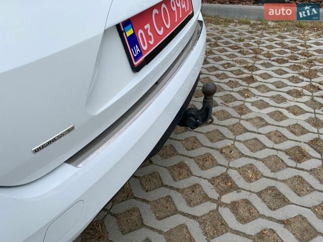 Білий Рено Меган, об'ємом двигуна 1.5 л та пробігом 232 тис. км за 12990 $, фото 31 на Automoto.ua