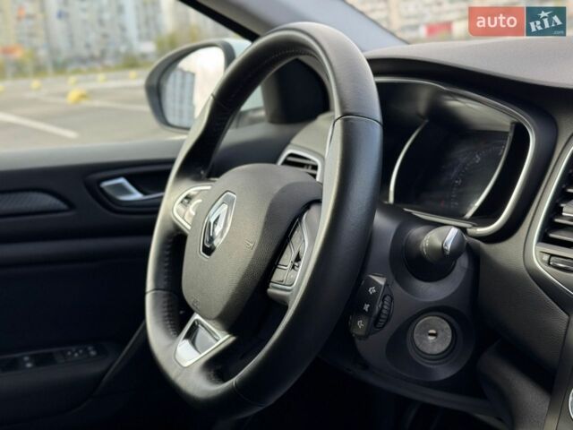 Білий Рено Меган, об'ємом двигуна 1.46 л та пробігом 96 тис. км за 15400 $, фото 36 на Automoto.ua