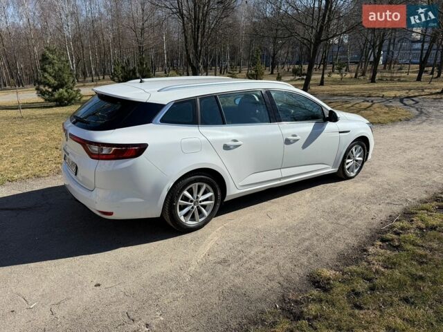 Белый Рено Меган, объемом двигателя 1.46 л и пробегом 183 тыс. км за 13400 $, фото 10 на Automoto.ua