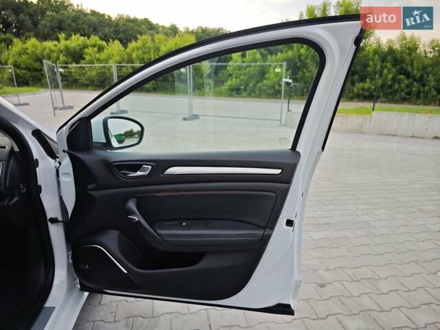 Белый Рено Меган, объемом двигателя 1.5 л и пробегом 114 тыс. км за 18600 $, фото 60 на Automoto.ua