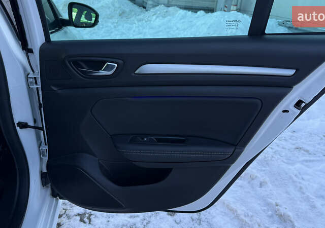 Белый Рено Меган, объемом двигателя 1.46 л и пробегом 139 тыс. км за 16500 $, фото 49 на Automoto.ua