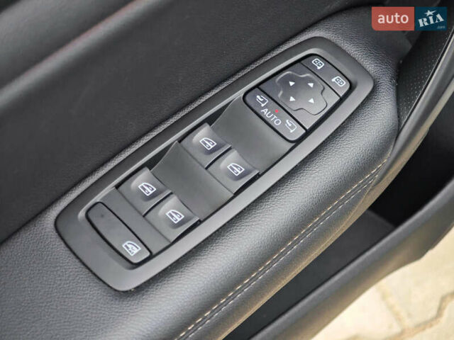 Белый Рено Меган, объемом двигателя 1.5 л и пробегом 114 тыс. км за 18600 $, фото 22 на Automoto.ua