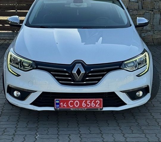 Белый Рено Меган, объемом двигателя 1.46 л и пробегом 198 тыс. км за 12950 $, фото 7 на Automoto.ua