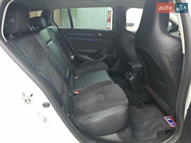 Белый Рено Меган, объемом двигателя 1.46 л и пробегом 210 тыс. км за 14750 $, фото 25 на Automoto.ua