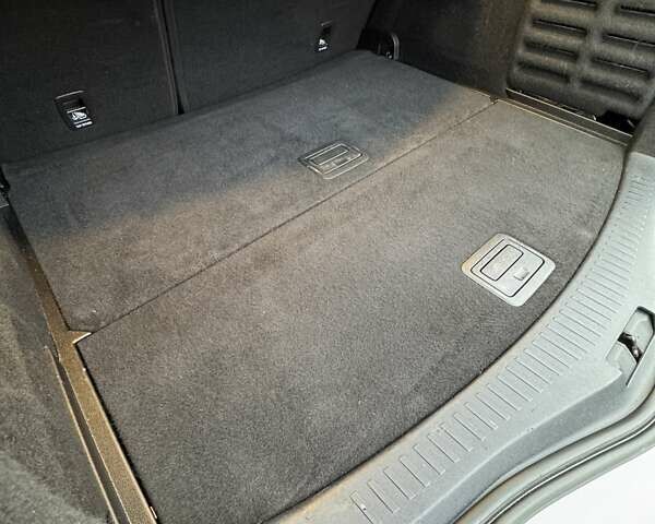 Белый Рено Меган, объемом двигателя 1.5 л и пробегом 202 тыс. км за 15600 $, фото 12 на Automoto.ua