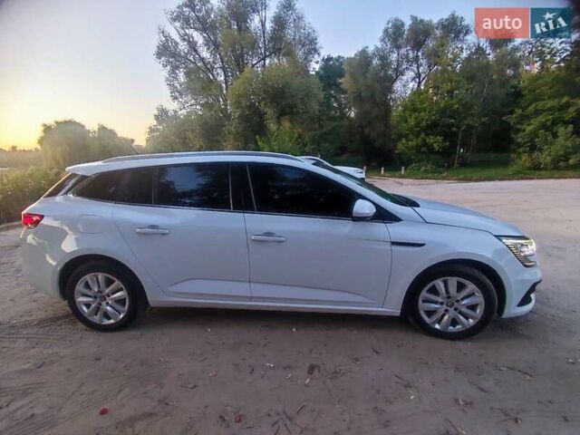 Білий Рено Меган, об'ємом двигуна 1.46 л та пробігом 162 тис. км за 15799 $, фото 4 на Automoto.ua