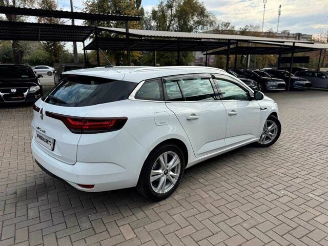 Белый Рено Меган, объемом двигателя 1.5 л и пробегом 167 тыс. км за 14200 $, фото 10 на Automoto.ua