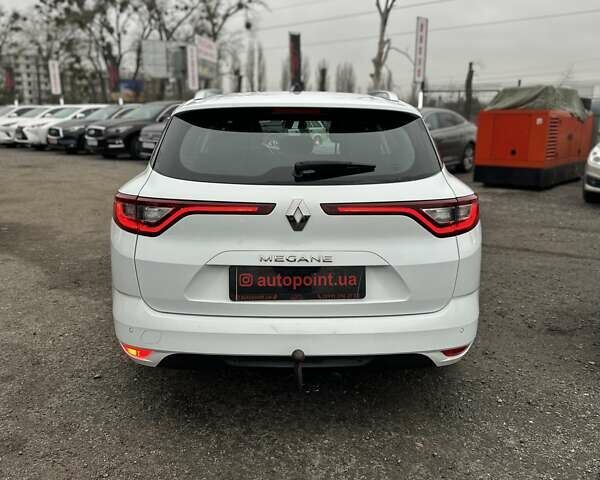 Белый Рено Меган, объемом двигателя 1.5 л и пробегом 202 тыс. км за 15800 $, фото 12 на Automoto.ua