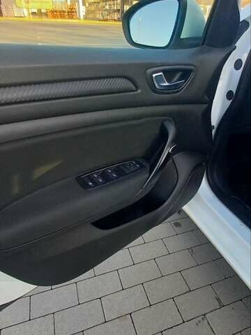 Білий Рено Меган, об'ємом двигуна 1.46 л та пробігом 164 тис. км за 16200 $, фото 14 на Automoto.ua