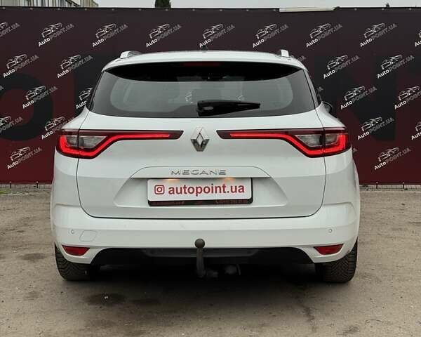 Белый Рено Меган, объемом двигателя 1.5 л и пробегом 202 тыс. км за 15600 $, фото 10 на Automoto.ua
