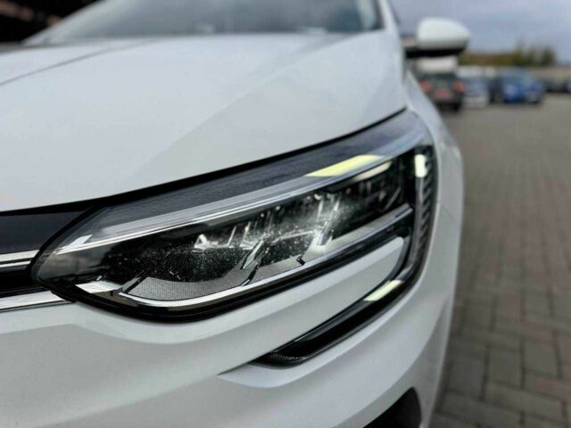 Белый Рено Меган, объемом двигателя 1.5 л и пробегом 167 тыс. км за 14200 $, фото 2 на Automoto.ua