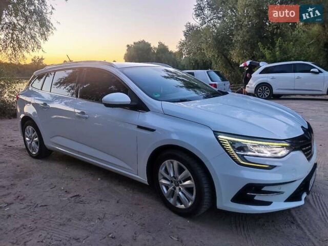 Білий Рено Меган, об'ємом двигуна 1.46 л та пробігом 162 тис. км за 15799 $, фото 8 на Automoto.ua