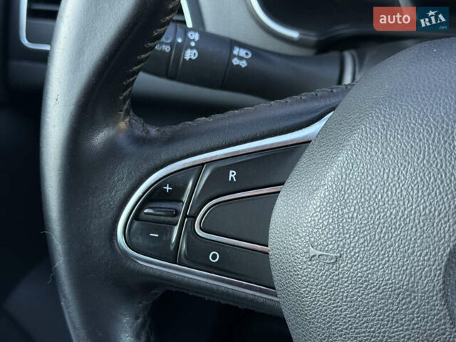 Белый Рено Меган, объемом двигателя 1.5 л и пробегом 199 тыс. км за 14900 $, фото 56 на Automoto.ua