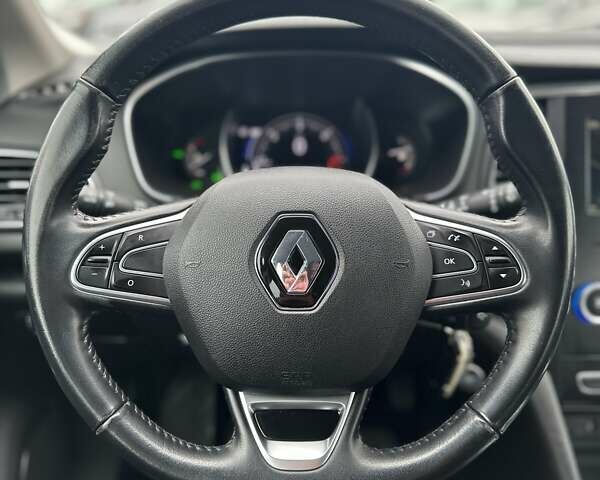 Белый Рено Меган, объемом двигателя 1.5 л и пробегом 202 тыс. км за 15800 $, фото 25 на Automoto.ua