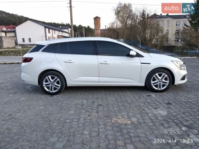 Білий Рено Меган, об'ємом двигуна 1.5 л та пробігом 255 тис. км за 13800 $, фото 5 на Automoto.ua