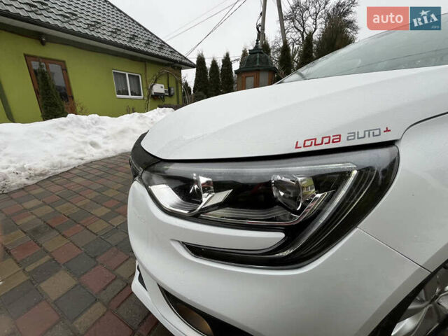 Білий Рено Меган, об'ємом двигуна 1.5 л та пробігом 250 тис. км за 12950 $, фото 17 на Automoto.ua