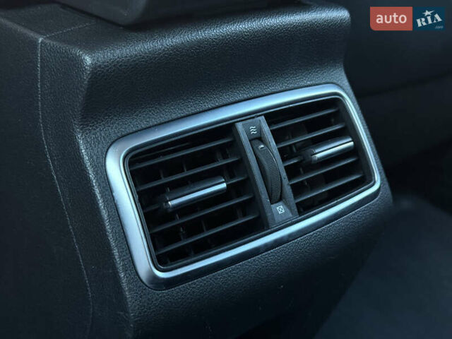 Белый Рено Меган, объемом двигателя 1.5 л и пробегом 199 тыс. км за 14900 $, фото 54 на Automoto.ua