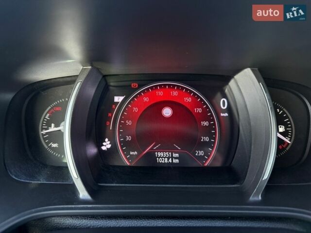 Белый Рено Меган, объемом двигателя 1.5 л и пробегом 199 тыс. км за 13999 $, фото 49 на Automoto.ua